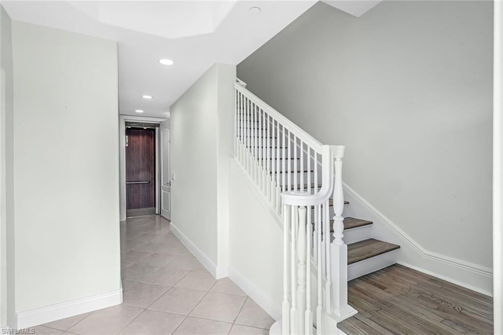 510 Avellino Isles CIR 2-202