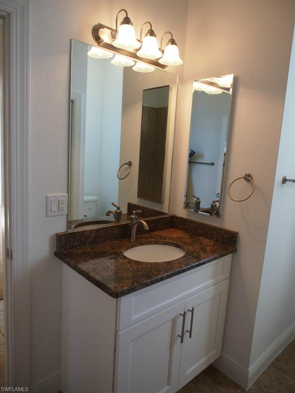 SAN CARLOS PARK - Residential