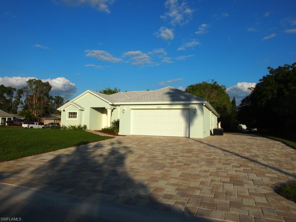 SAN CARLOS PARK - Residential