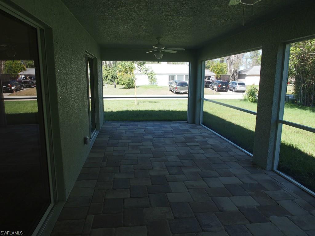 SAN CARLOS PARK - Residential