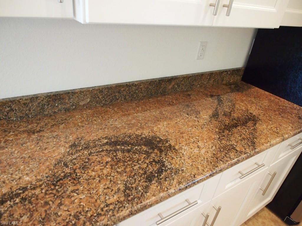 SAN CARLOS PARK - Residential