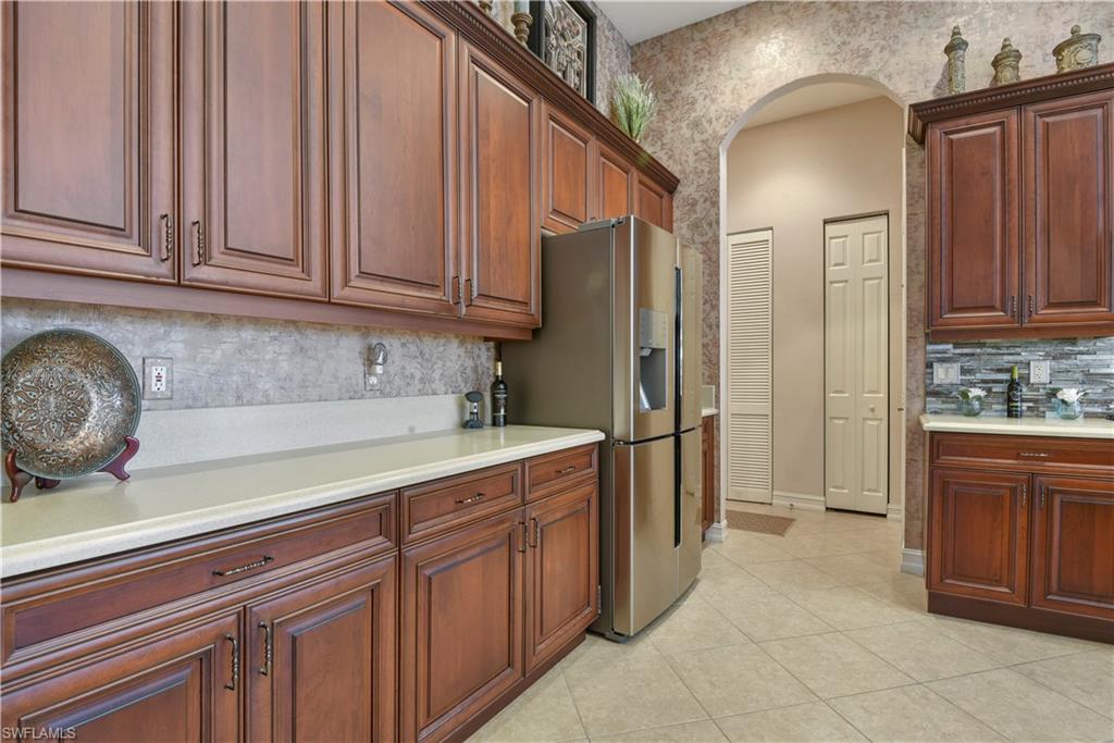 SANCTUARY POINTE - Residential