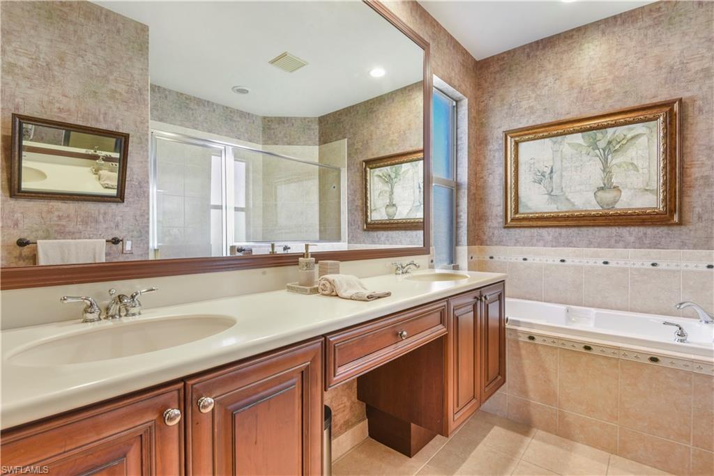 SANCTUARY POINTE - Residential