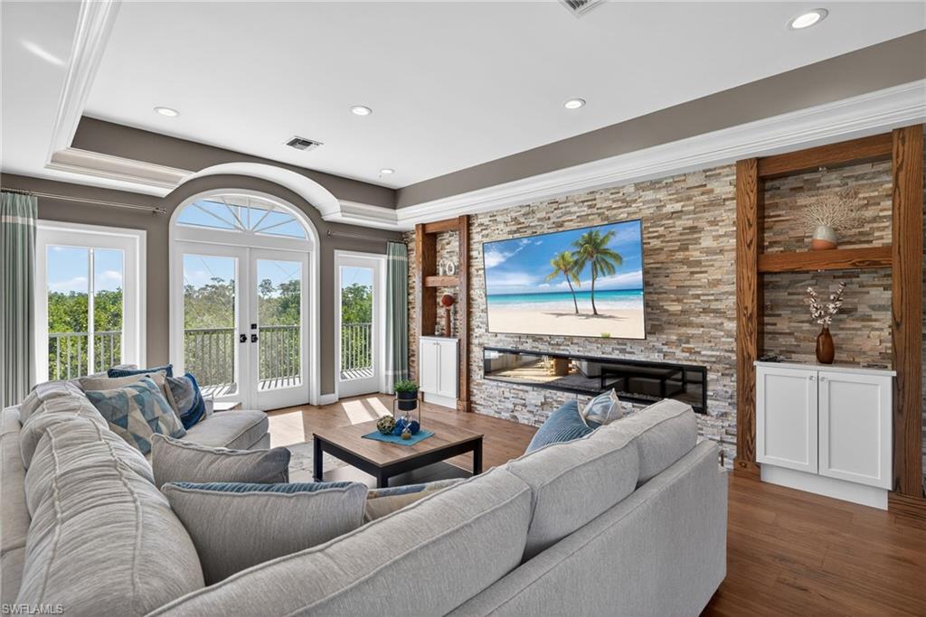 KEY MARCO - Residential