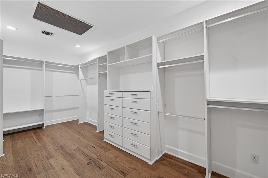 KEY MARCO - Residential