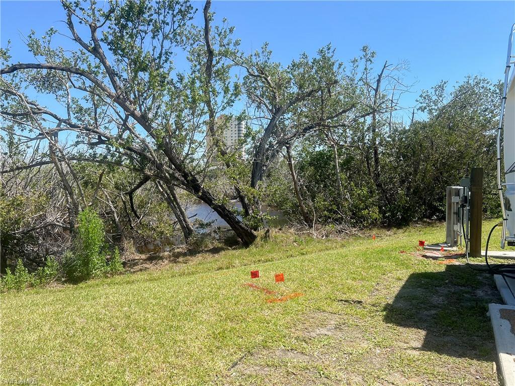 PALMETTO PALMS R V - Land