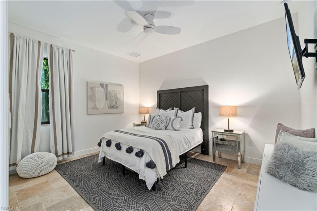 OAKES ESTATES - Residential