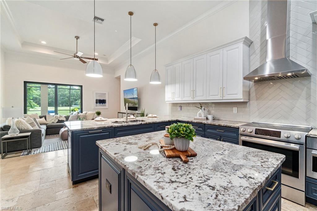 OAKES ESTATES - Residential