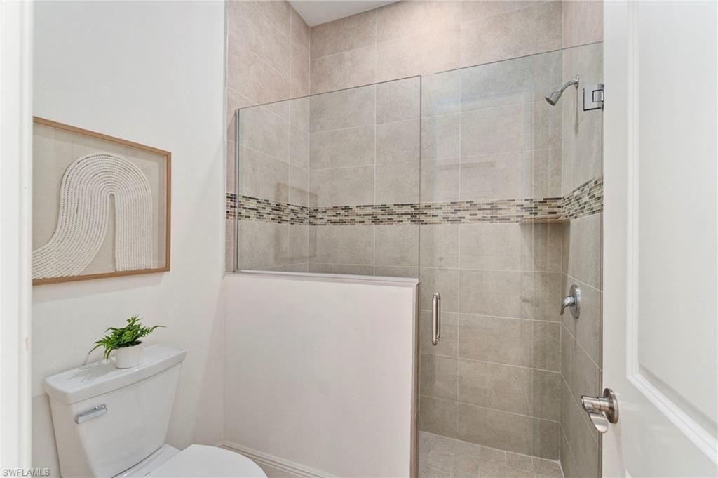 OAKES ESTATES - Residential