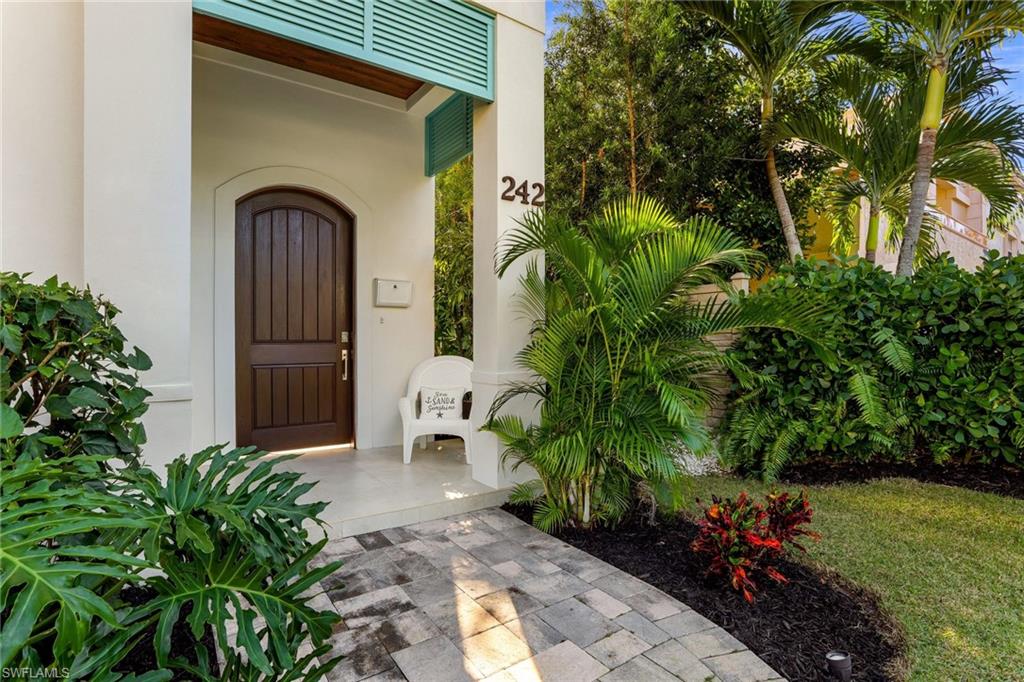 OLDE NAPLES - Residential