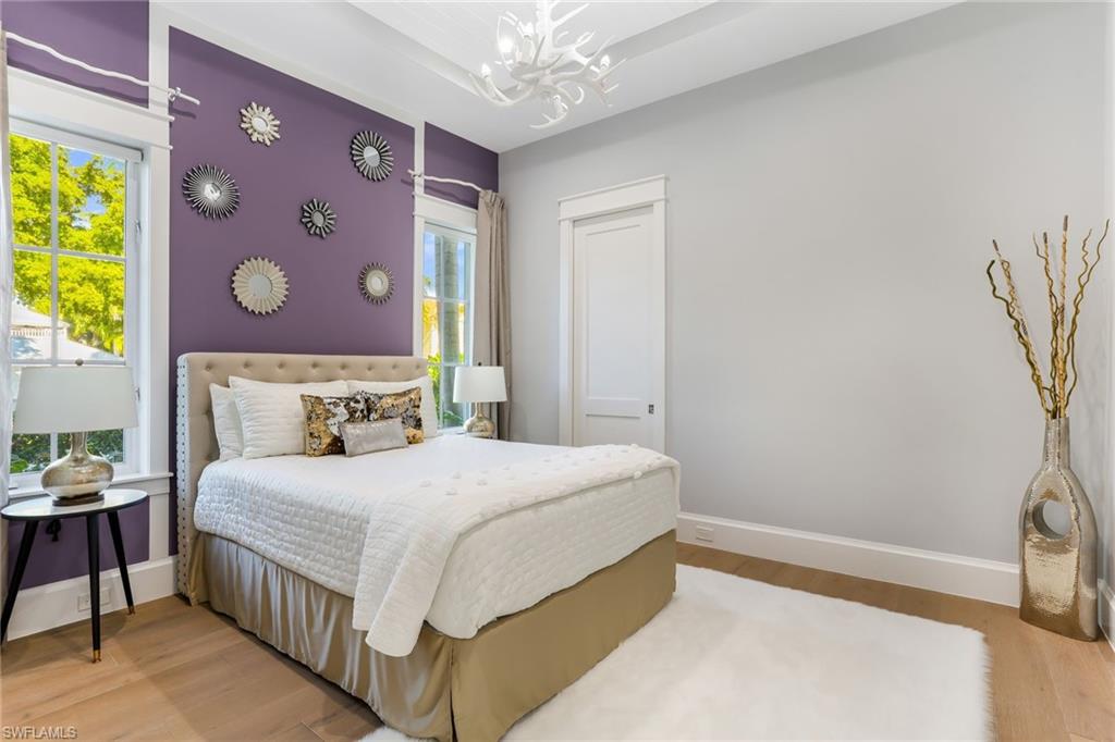 OLDE NAPLES - Residential