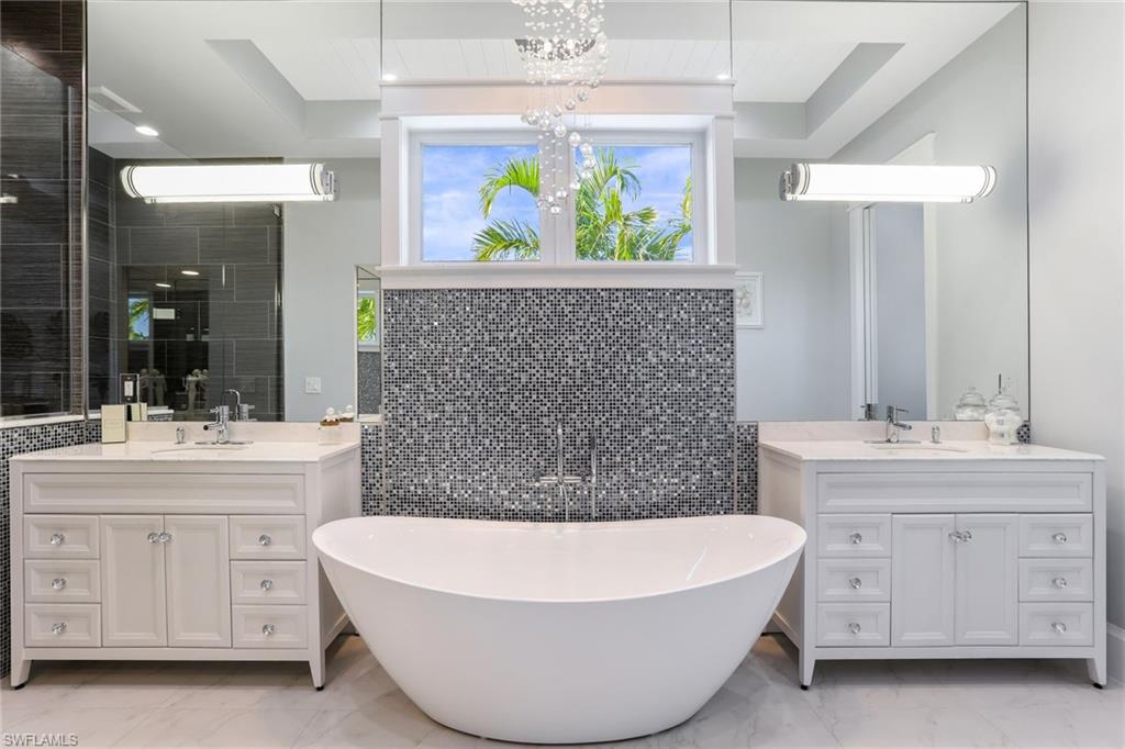 OLDE NAPLES - Residential