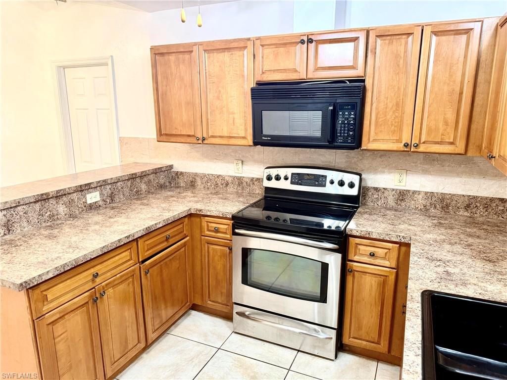 GOLDEN GATE CITY - Residential