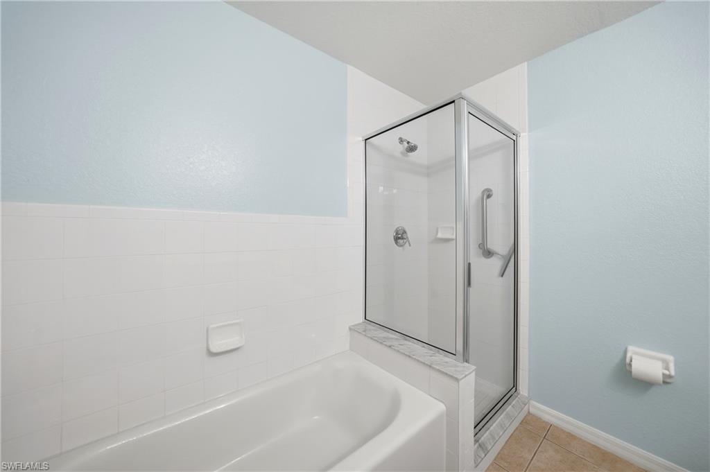 FOUNTAIN COURT - Residential