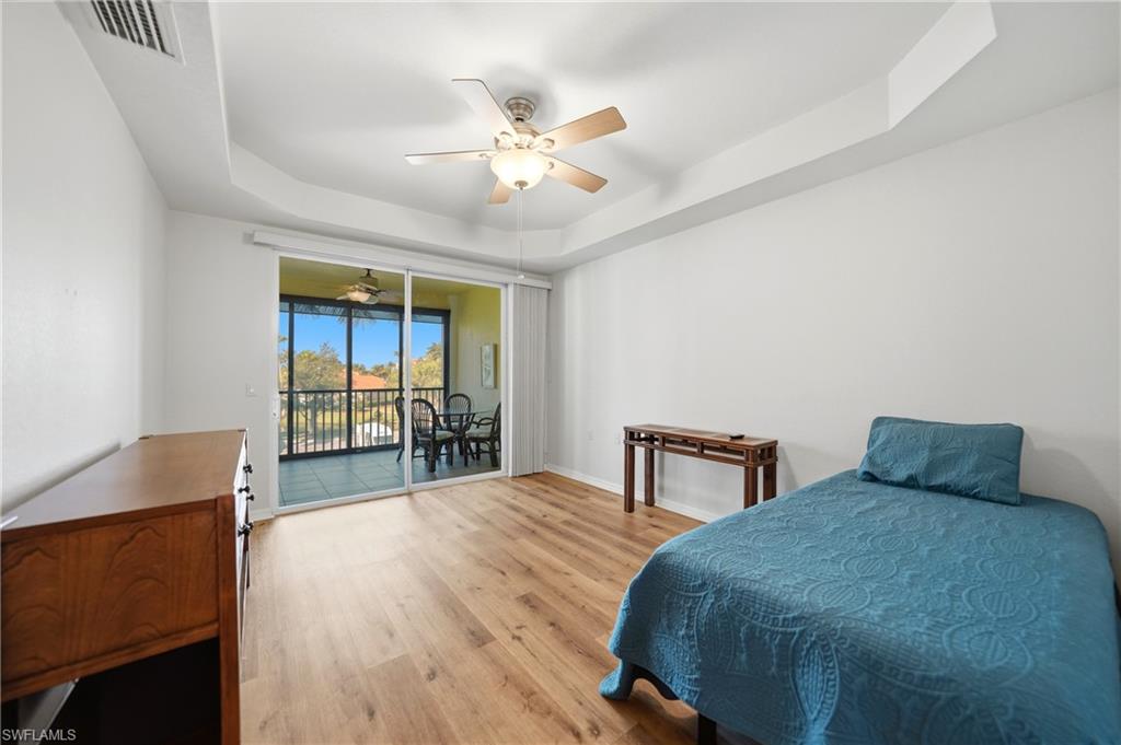 FOUNTAIN COURT - Residential