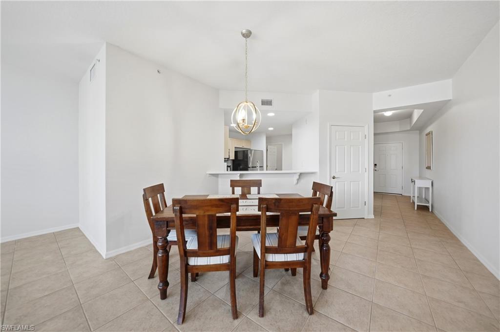 FOUNTAIN COURT - Residential