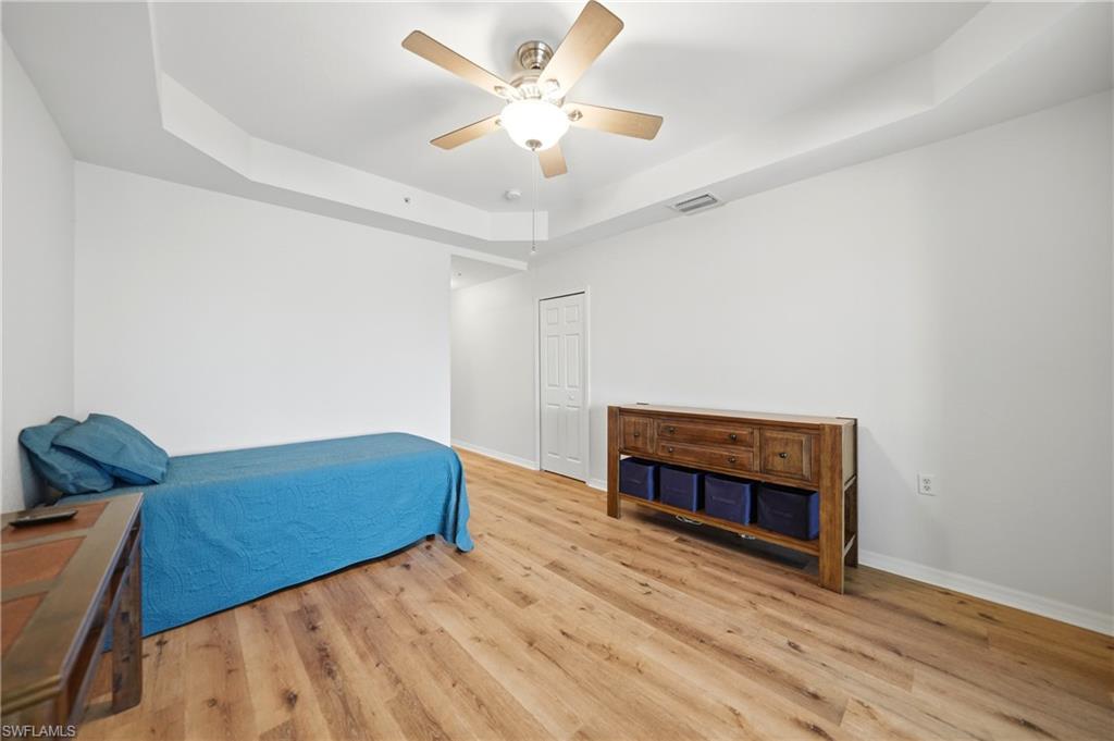 FOUNTAIN COURT - Residential