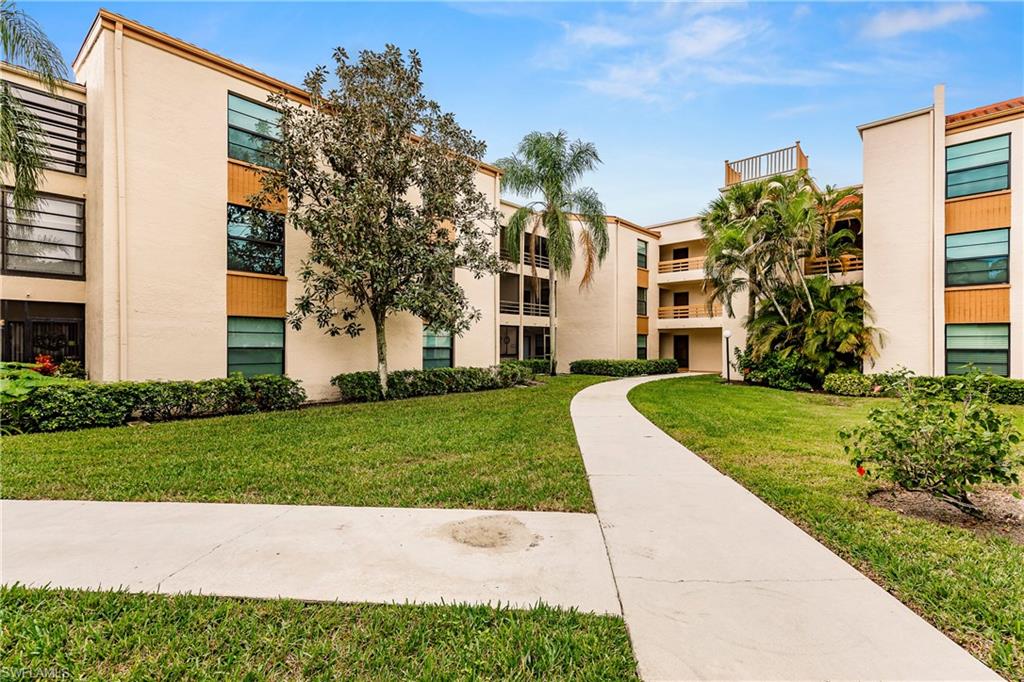 LAKEWOOD - Residential