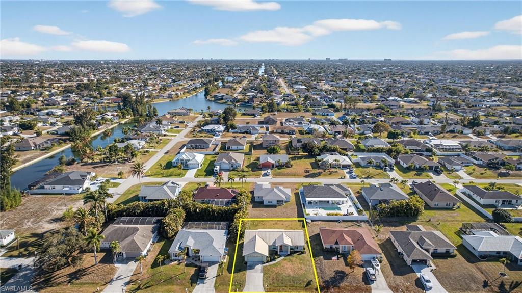 CAPE CORAL - Residential