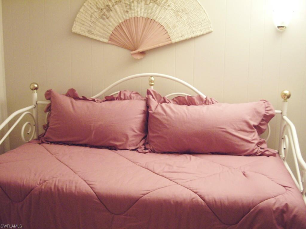 LAZY DAYS MOBILE VILLAGE - Residential