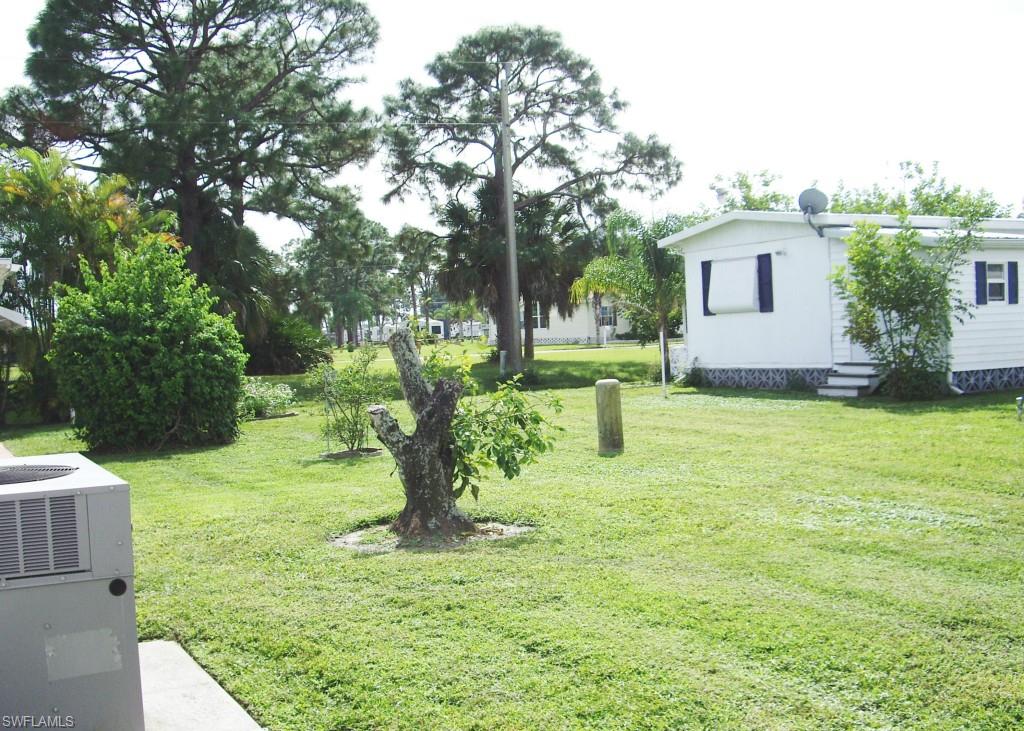 LAZY DAYS MOBILE VILLAGE - Residential