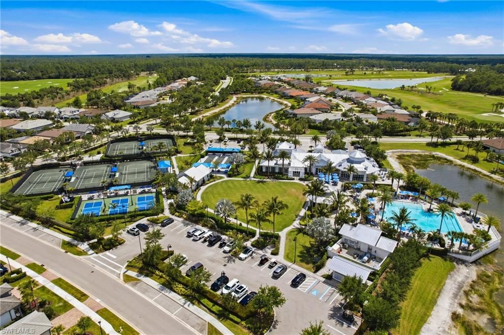Photo of 9395 Greyhawk TRL, NAPLES, FL 34120 (MLS # 226016086)