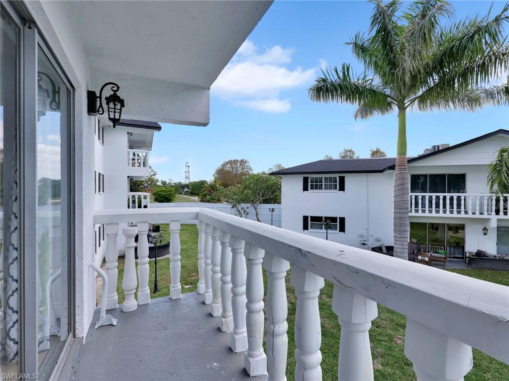 WINDSOR WEST - Residential