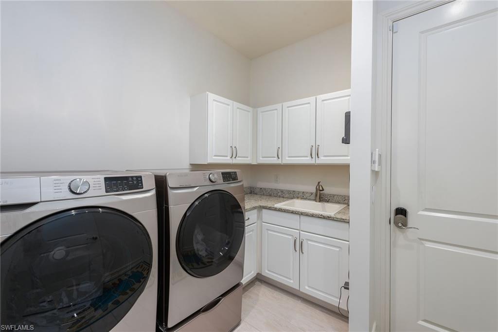 LAKOYA - Residential