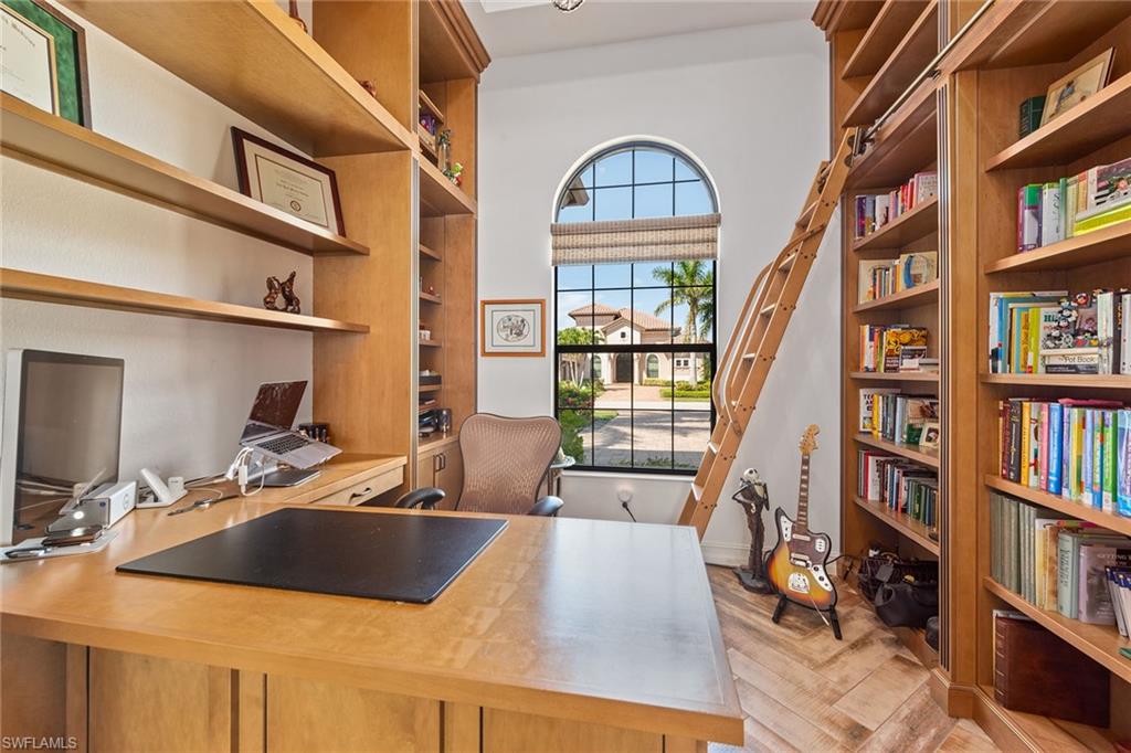 LAKOYA - Residential