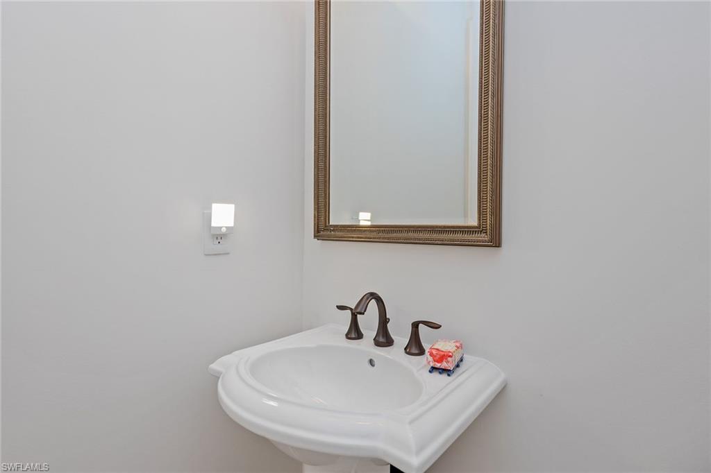 LAKOYA - Residential