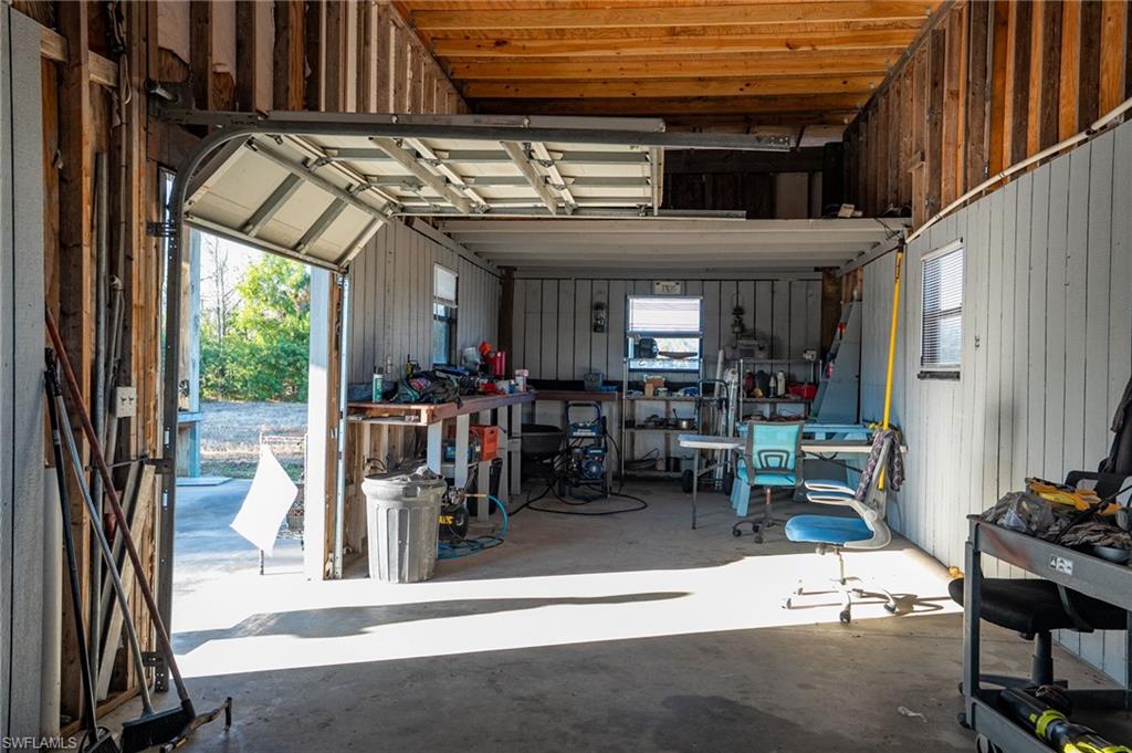 BURGUNDY FARMS - Land