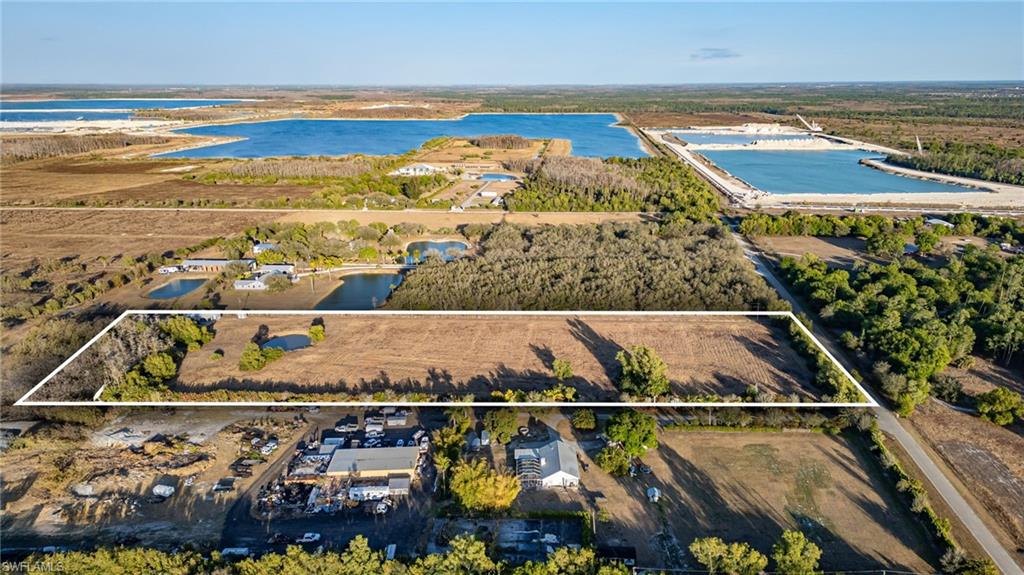 BURGUNDY FARMS - Land