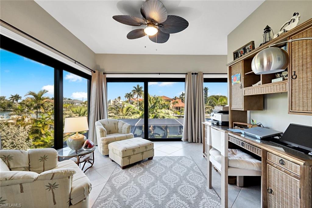 HARBOUR COTTAGES - Residential