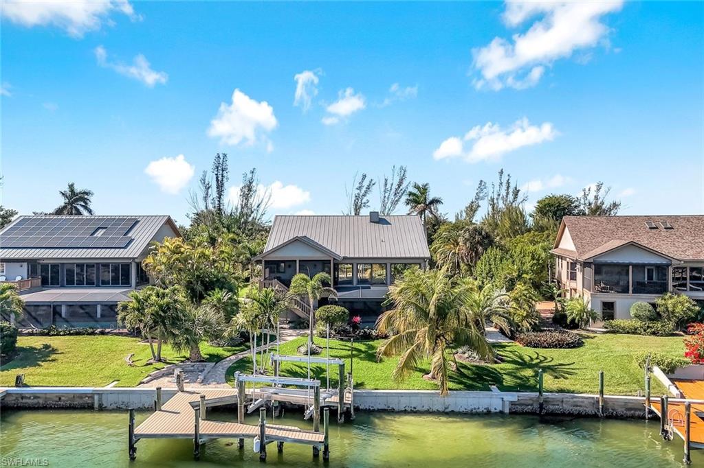 HARBOUR COTTAGES - Residential