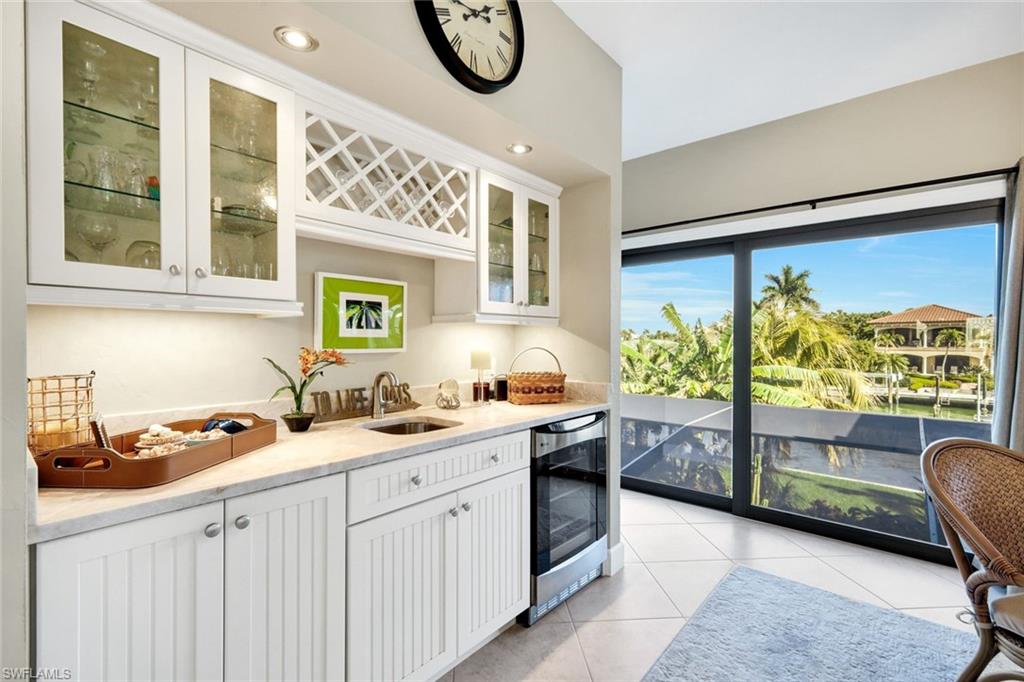 HARBOUR COTTAGES - Residential