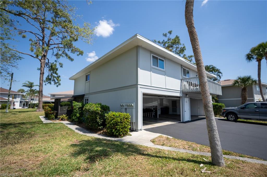 3271 Maple Leaf CIR 3