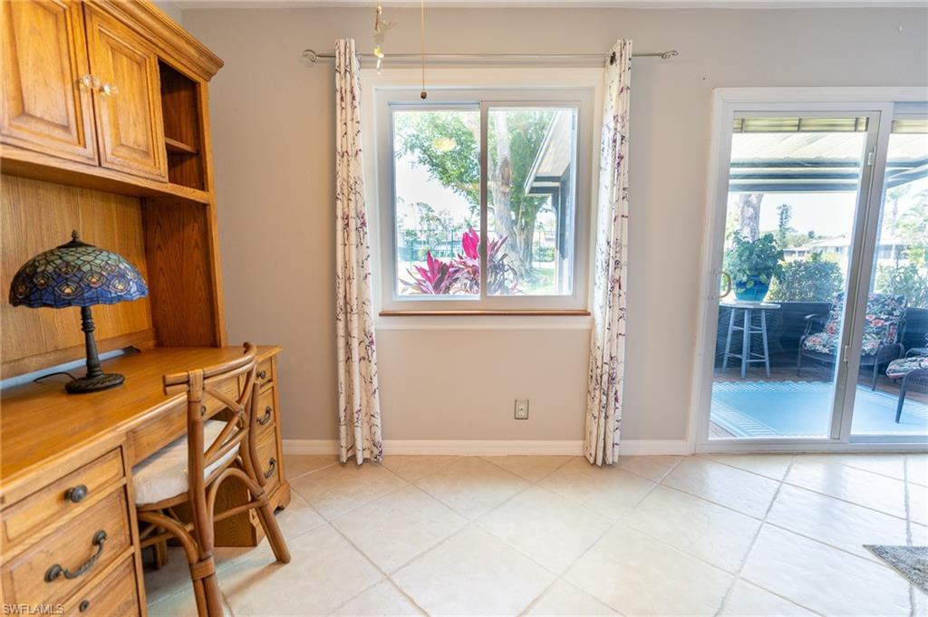 3271 Maple Leaf CIR 3