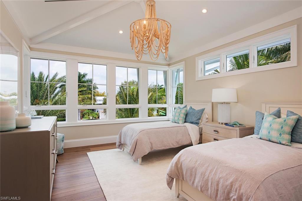 OLDE NAPLES - Residential