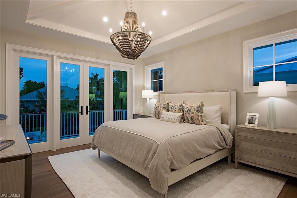 OLDE NAPLES - Residential