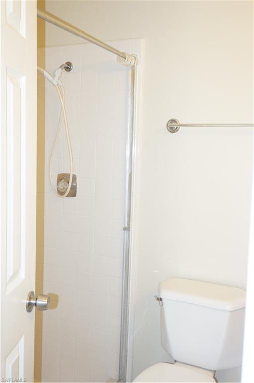 FOXMOOR LAKES - Residential