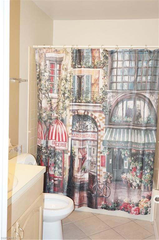 FOXMOOR LAKES - Residential