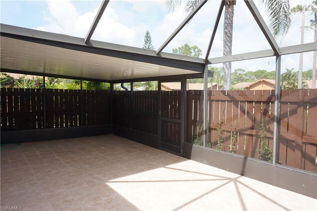 FOXMOOR LAKES - Residential