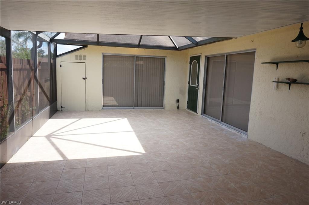 FOXMOOR LAKES - Residential