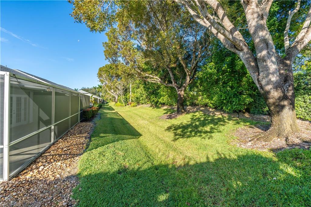 ROYAL VILLAS - Residential Lease