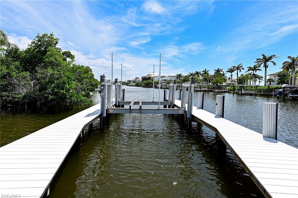 SOUTHPORT ON THE BAY - Residential