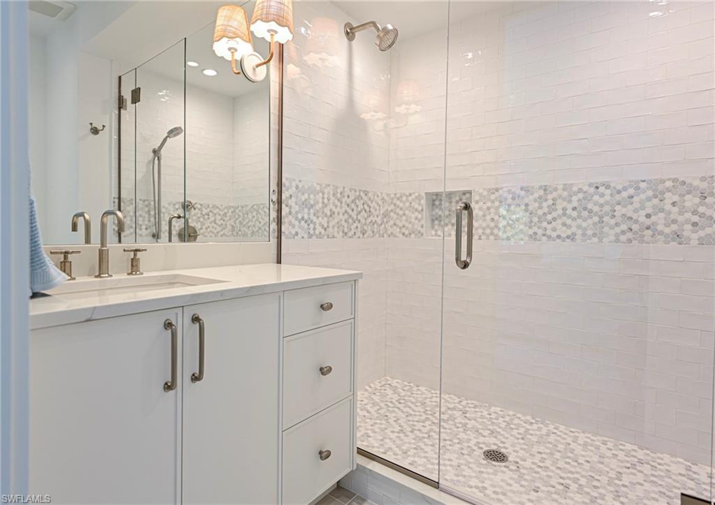 SOUTHPORT ON THE BAY - Residential