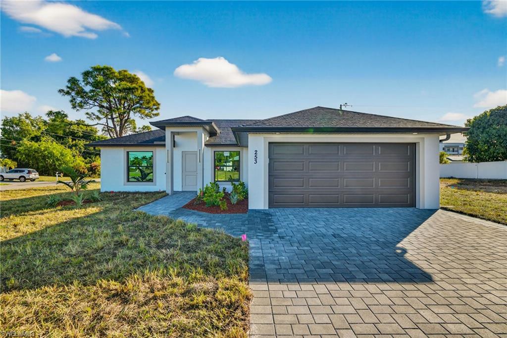 CAPE CORAL - Residential