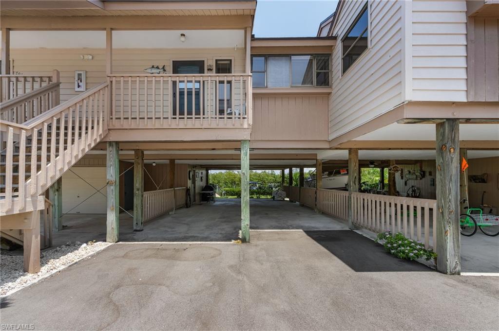 CAPTAINS HARBOR CONDO - Residential