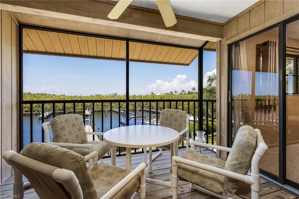 CAPTAINS HARBOR CONDO - Residential