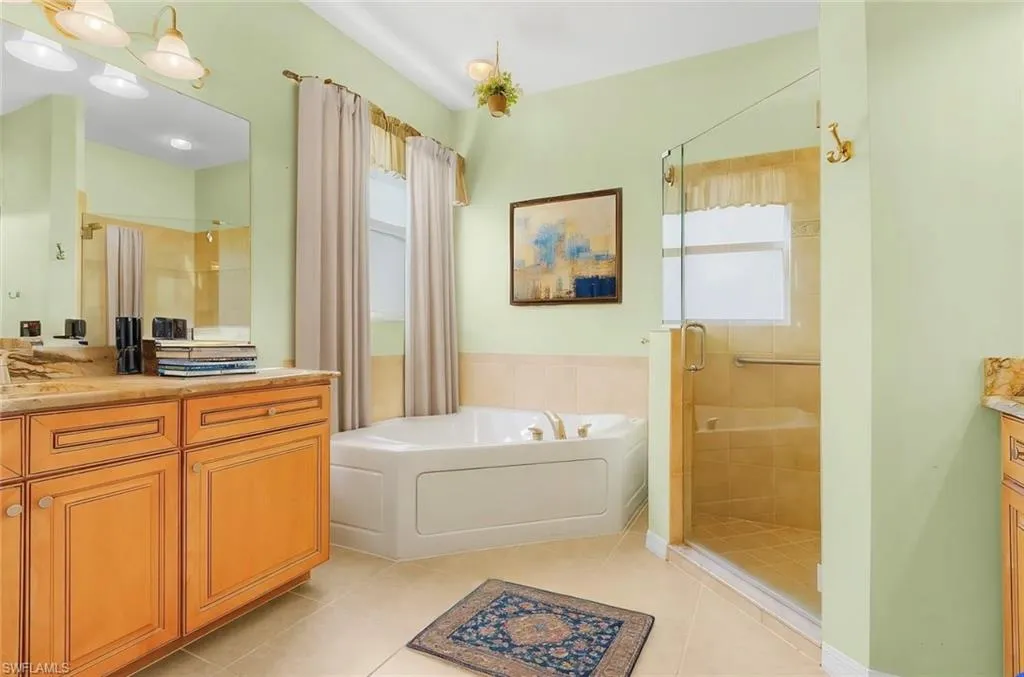 Naples, Florida 34119, United States, 3 Bedrooms Bedrooms, ,3 BathroomsBathrooms,Residential,Active,24187